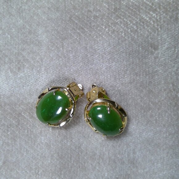 Green and gold colored clip on earrings oval - Picture 4 of 4
